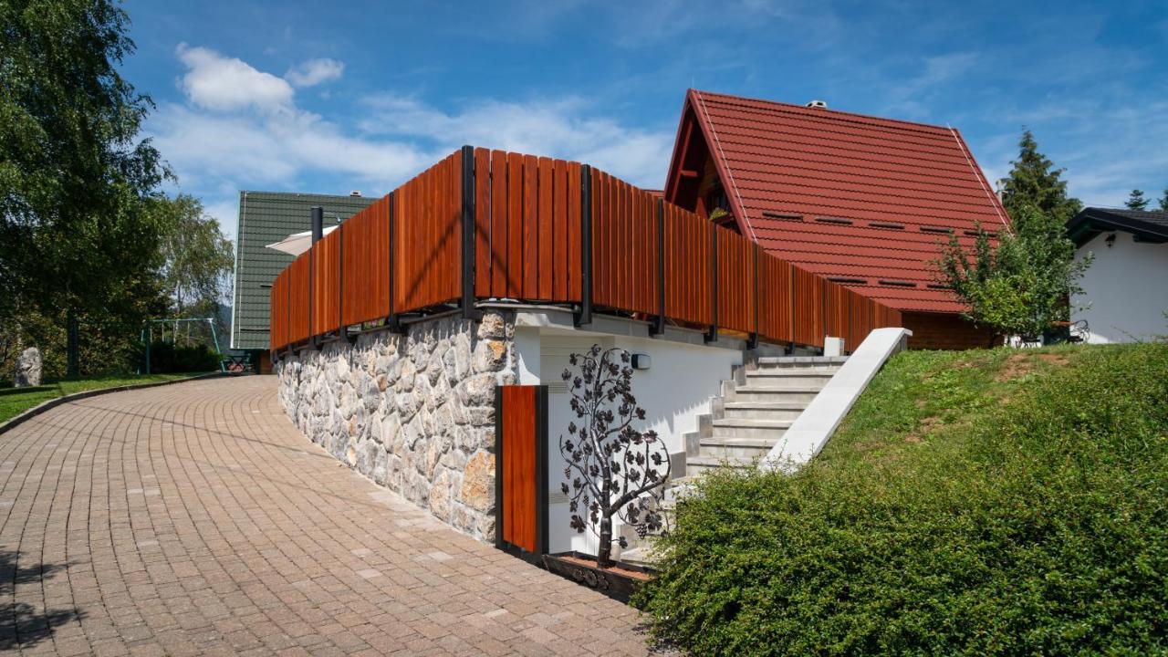 Chalets Runolist Crni Lug Ngoại thất bức ảnh
